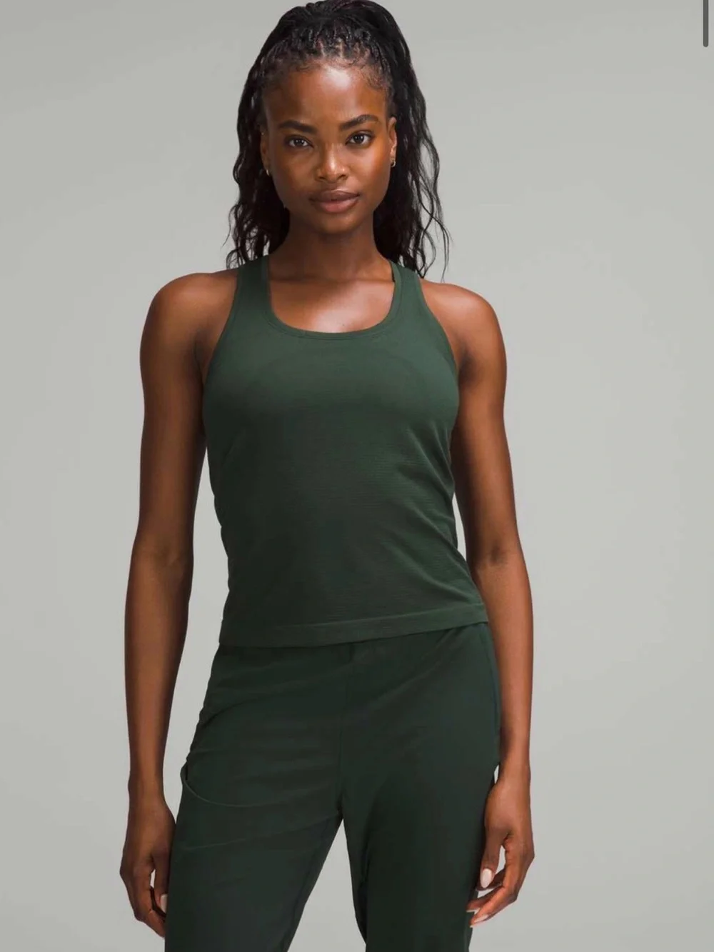 Lululemon Swiftly Tech Racerback Tank Top 2.0 Legacy Green Waist Length Size 2